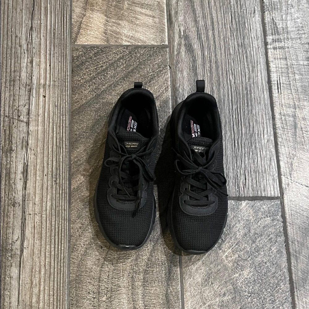 Skechers BOB’s Memory foam Black Mesh Lace-Up Sneakers - Picture 2 of 3